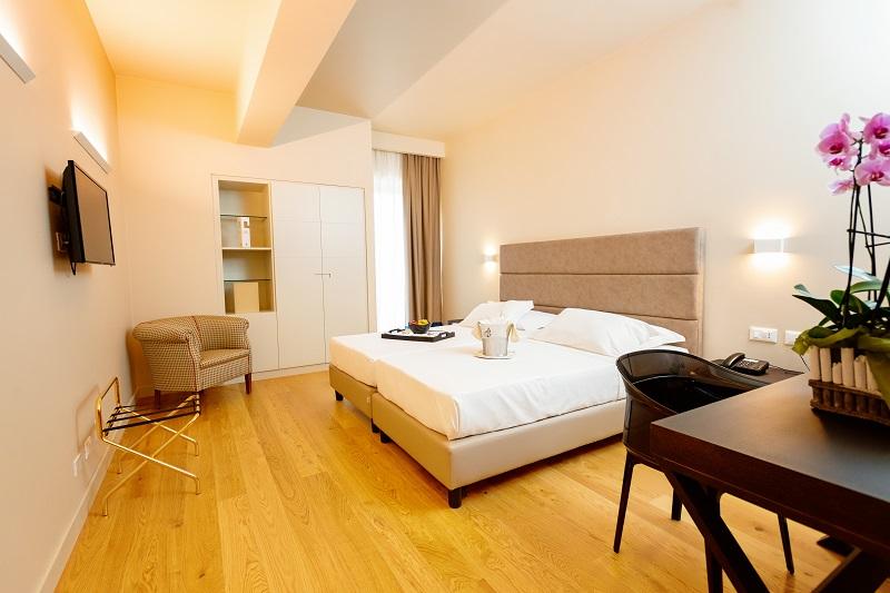 Hotel Politeama Palermo Luaran gambar