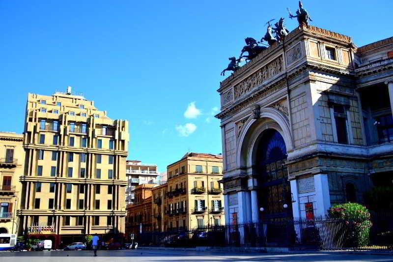 Hotel Politeama Palermo Luaran gambar