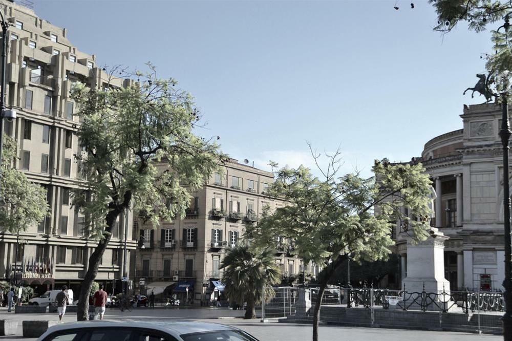 Hotel Politeama Palermo Luaran gambar