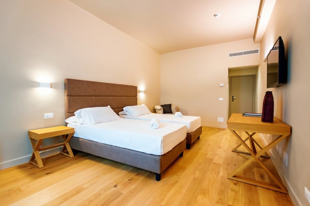 Hotel Politeama Palermo Luaran gambar