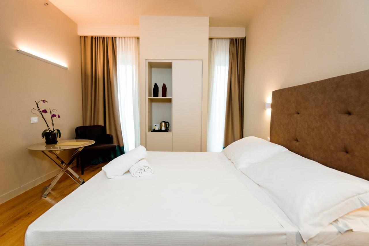Hotel Politeama Palermo Luaran gambar