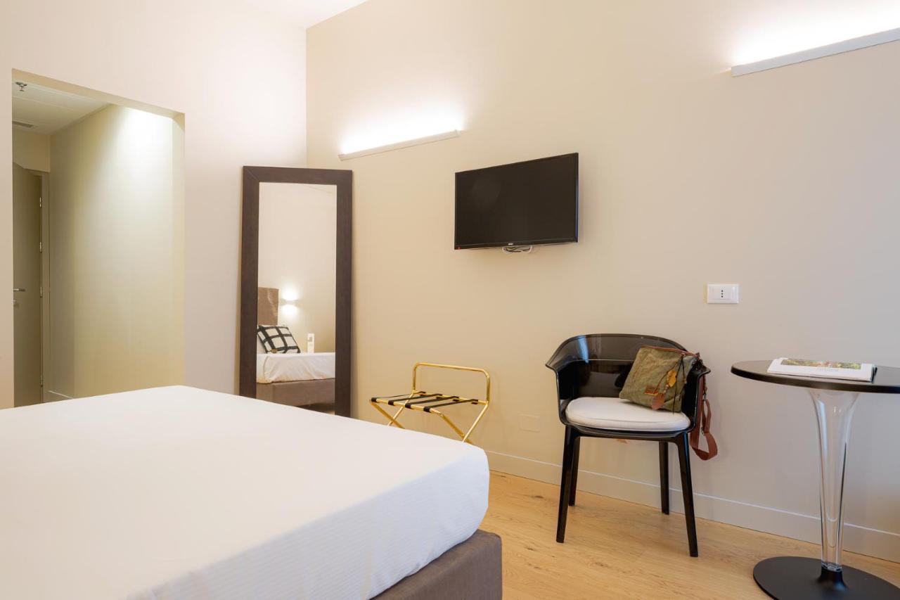 Hotel Politeama Palermo Luaran gambar