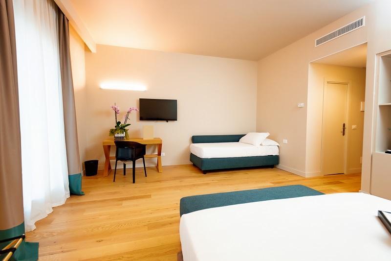 Hotel Politeama Palermo Luaran gambar